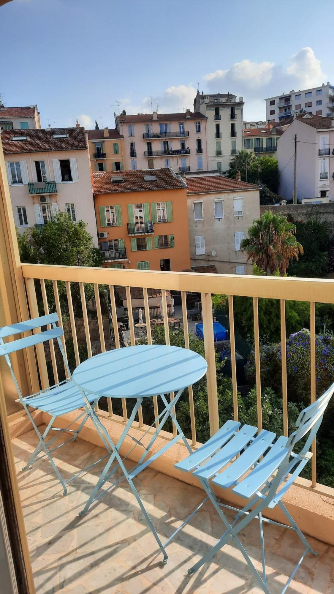 Sunny Mercury - Room In Apartment Cannes Dış mekan fotoğraf