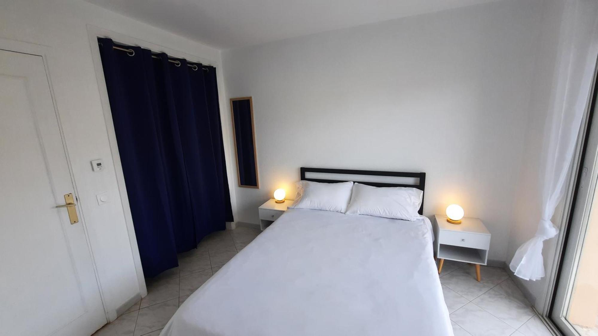 Sunny Mercury - Room In Apartment Cannes Dış mekan fotoğraf