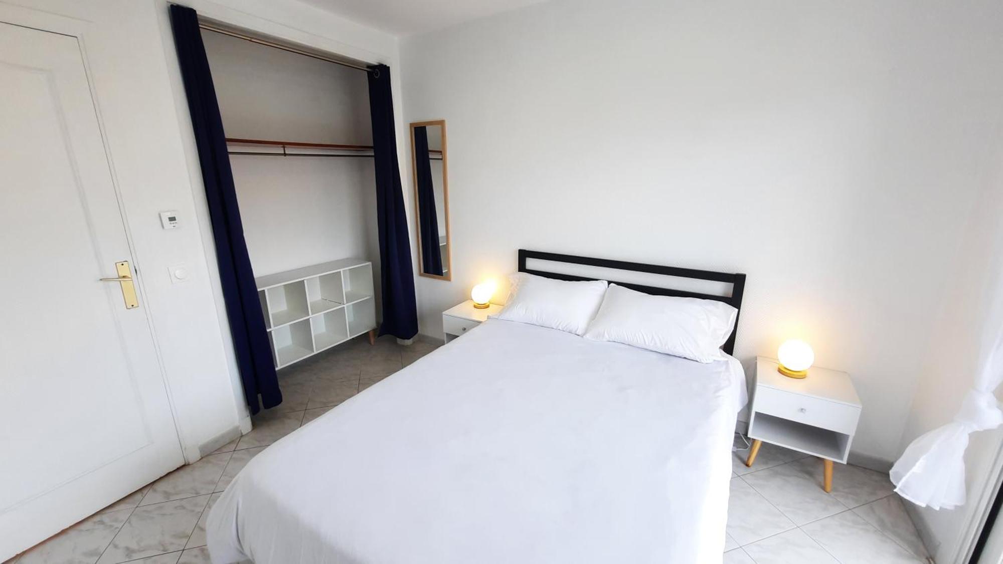 Sunny Mercury - Room In Apartment Cannes Dış mekan fotoğraf